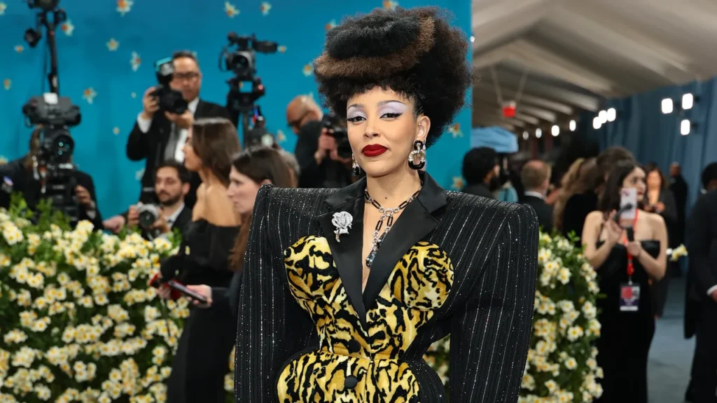 Doja Cat: Glamour e Estilo na Met Gala